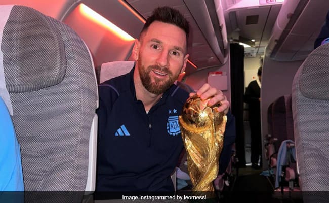 Messi with cup